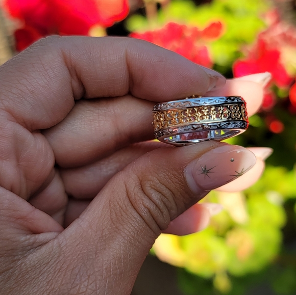 Large CZ Sparkly Ring 925 - Picture 6 of 10